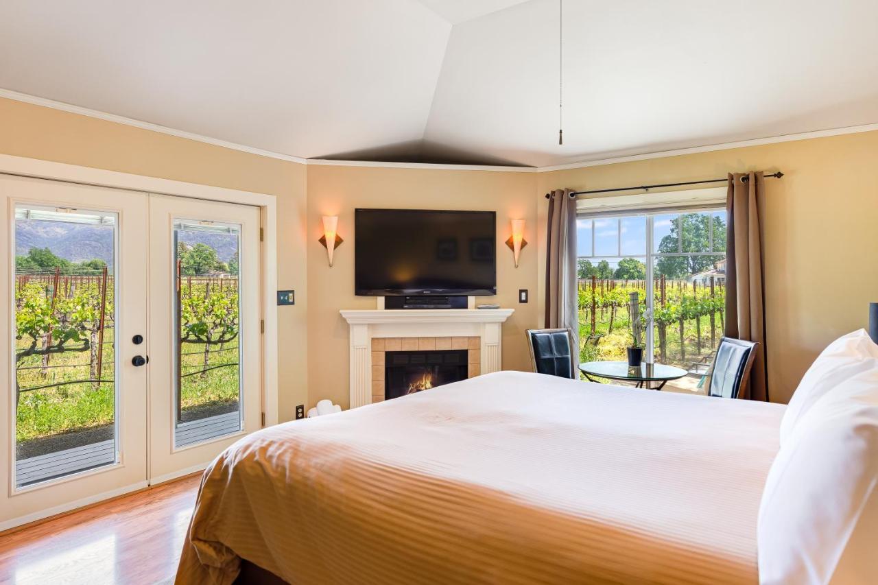 Chateau De Vie Calistoga Exterior photo